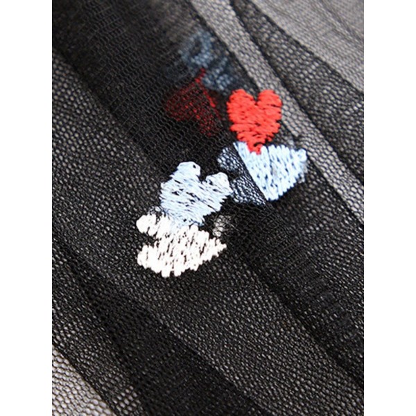 Irrgual Embroidery Floral Skirt